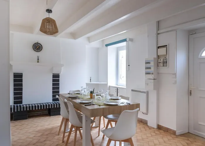 Maison Familiale Au Coeur Du Bocage * Chanteloup (Deux-Sevres)